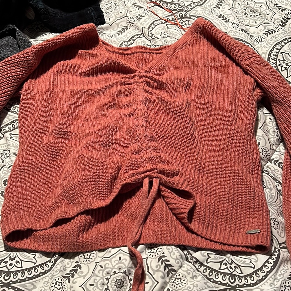 Hollister sweater